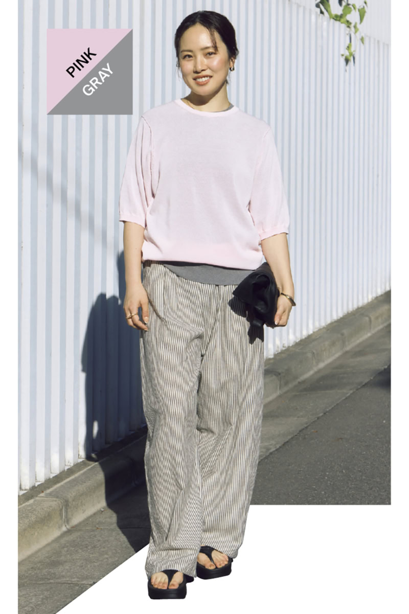トップス¥20,900、中に重ねたトップス¥20,900、パンツ¥25,300(すべてHER.)、バッグ ¥28,600(モルフェ)、シューズ¥12,980(ウーフォス/すべてHER.カスタマーサービス)