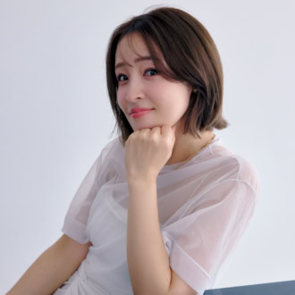 大沢あかねさんが本気で惚れた「透明感ケア」化粧水3選！愛用コスメで叶えるツヤ美肌
