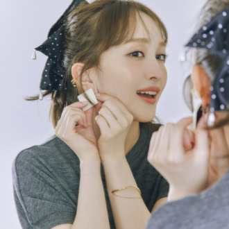 Model＝Kanako Momota
