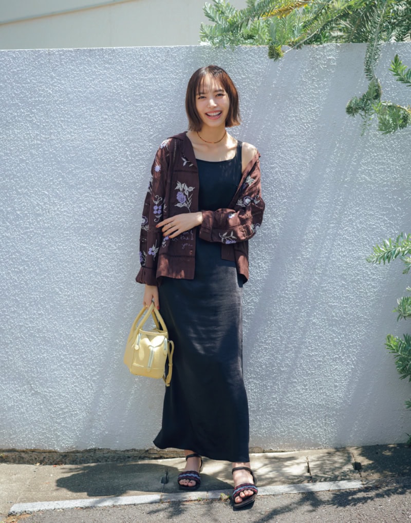 Shirt: TODAYFUL One-piece: TODAYFUL Bag: VASIC Shoes: SHISEI Necklace: ne Quittez pas Ring: MARIHA