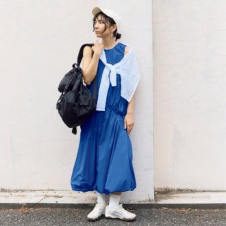 【30代スナップ】emmiの撥水ワンピが夏の主役！日焼け・冷房対策のシアーカーデは二の腕カバーも◎