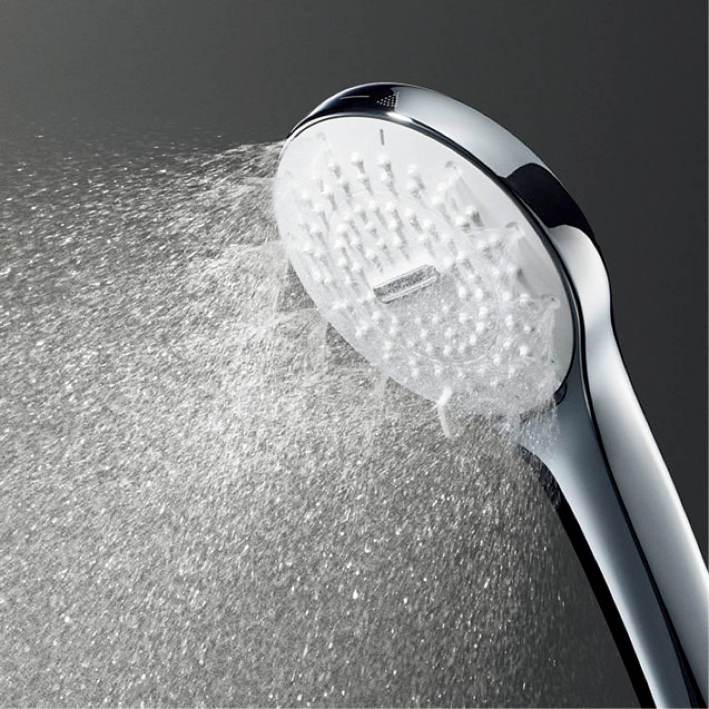 気分やシーンに合わせて使える５つの吐水モードを搭載したファインバブルシャワーSPA U。